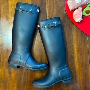 Navy Hunter Boots